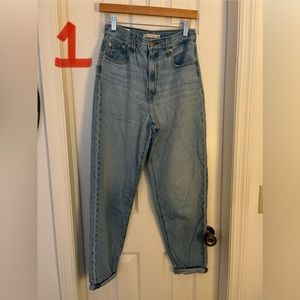 Levi’s Loose Taper Jeans Size 26